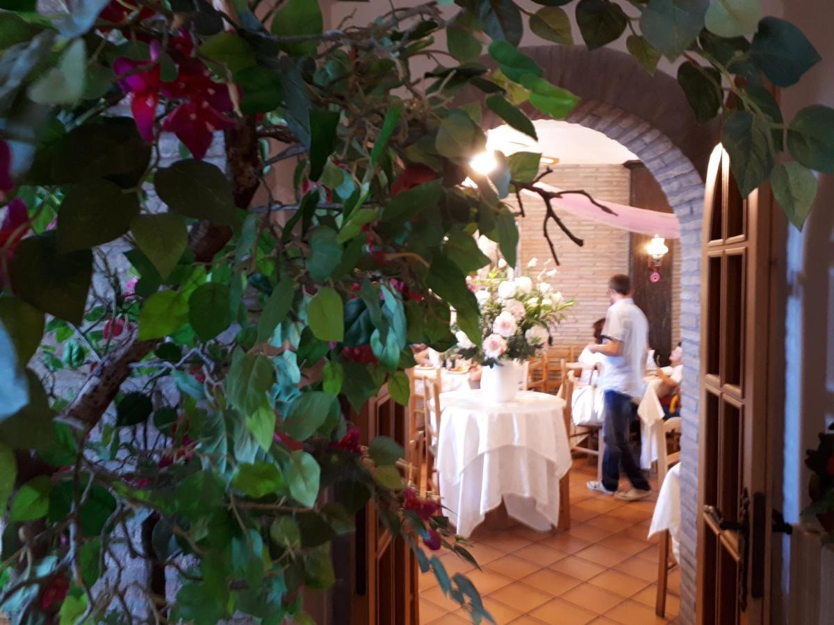 Hotel Villa Laura Rimini Exterior foto